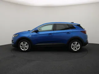 OPEL GRANDLAND X Business Executive
