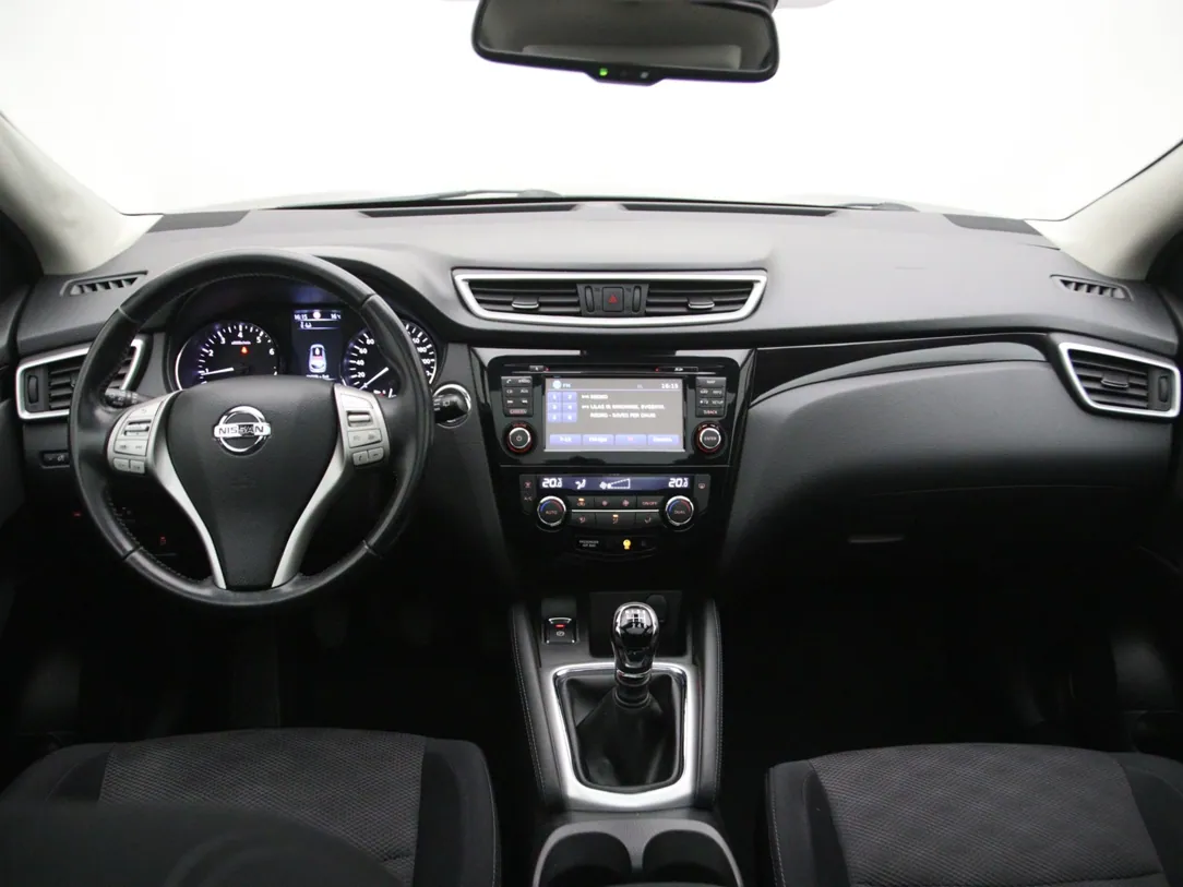 NISSAN QASHQAI Tekna