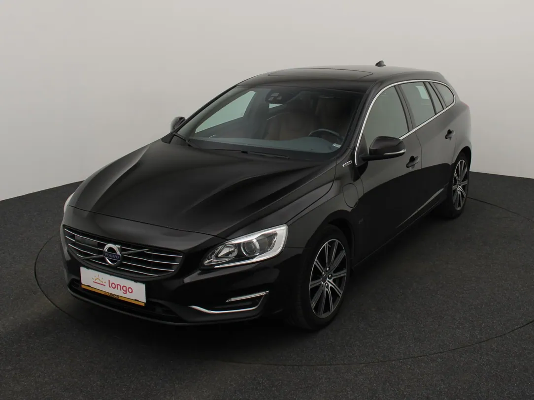 VOLVO V60 R-Design