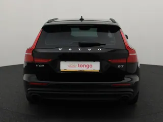 VOLVO V60 MHEV Momentum Advantage