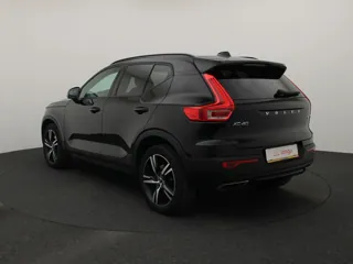 VOLVO XC40 R-Design