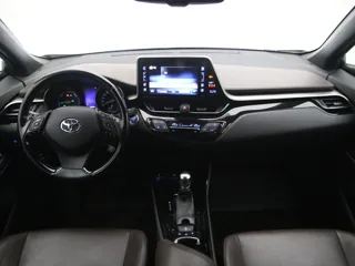 TOYOTA C-HR Bi-Tone Plus