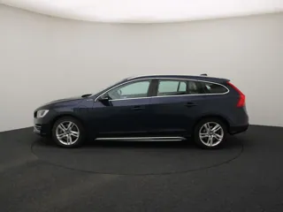 VOLVO V60 Summum
