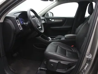 VOLVO XC40 Inscription