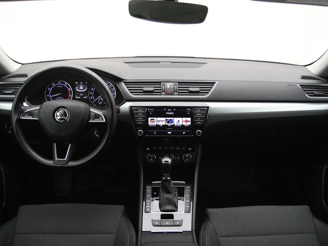 SKODA SUPERB Ambition
