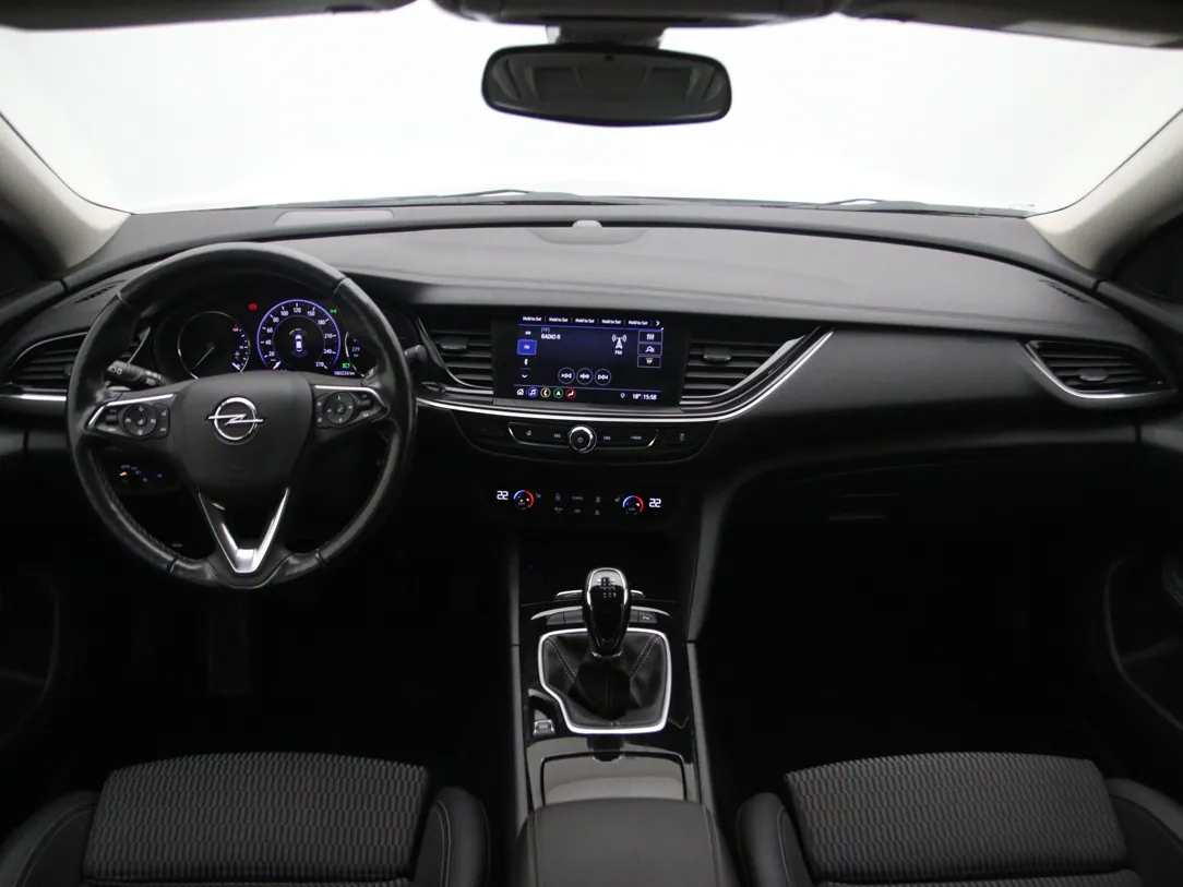 OPEL INSIGNIA Business Elegance