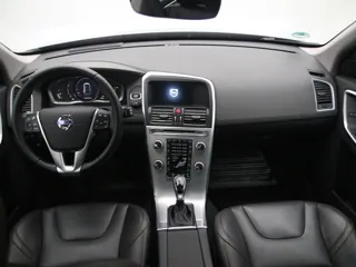 VOLVO XC60 R-Design