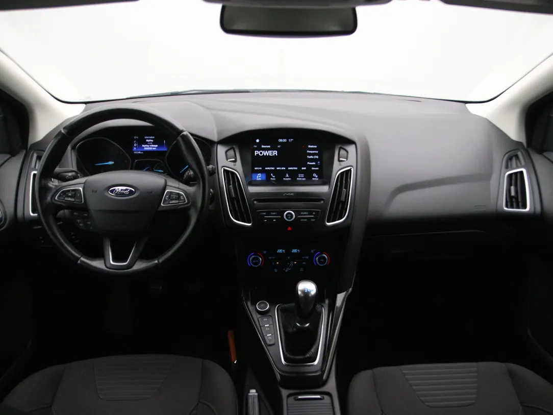 FORD FOCUS Titanium