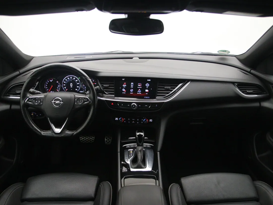 OPEL INSIGNIA Dynamic 4x4