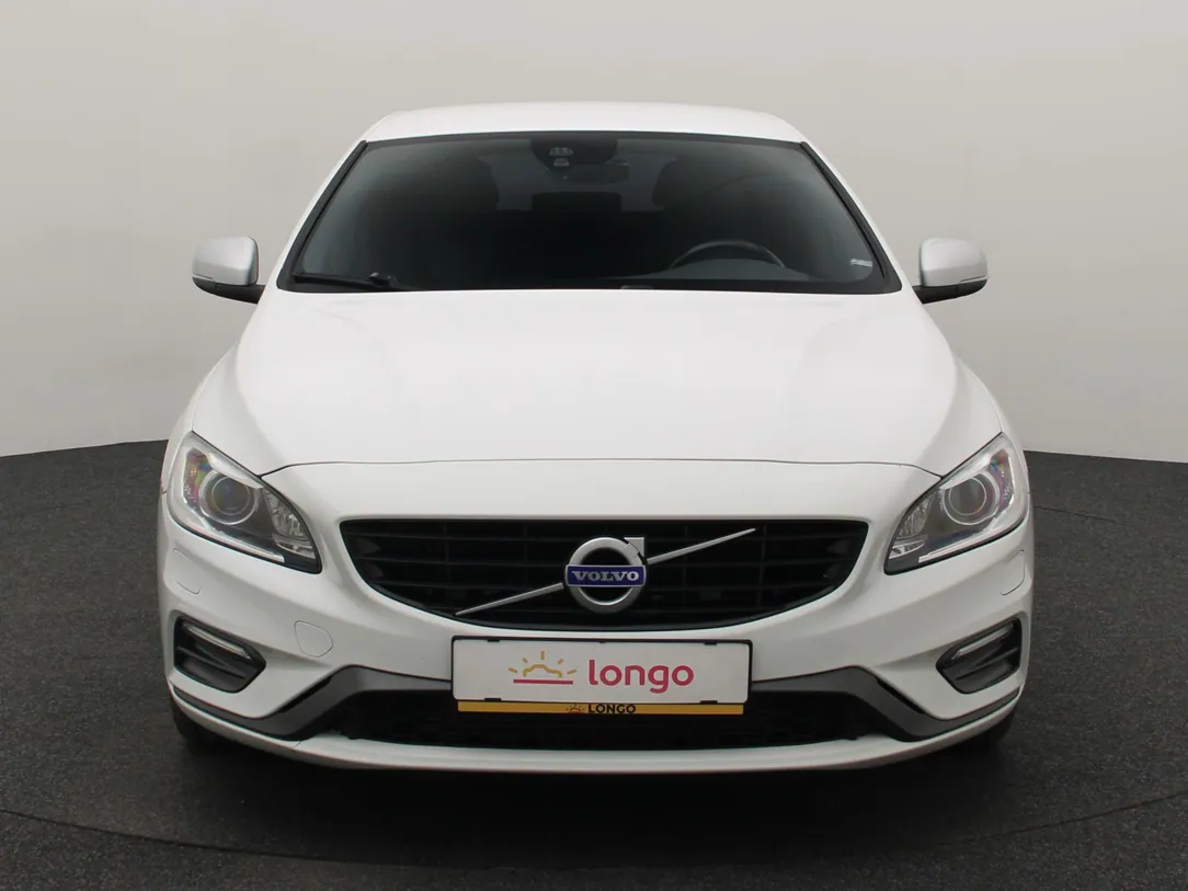 VOLVO V60 R-Design