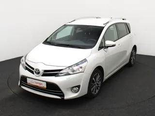 TOYOTA VERSO Active