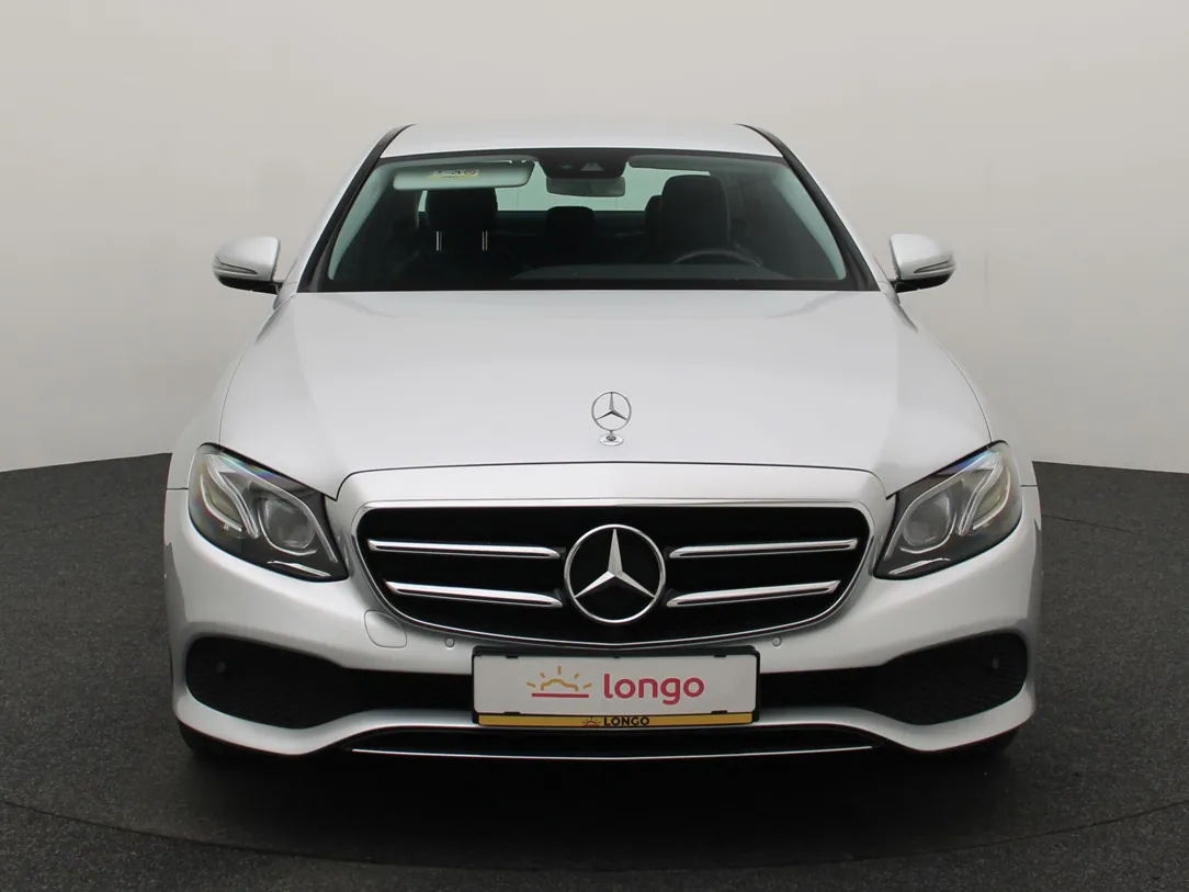 MERCEDES BENZ E220 Avantgarde