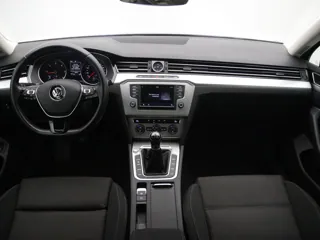 VOLKSWAGEN PASSAT B8 Comfortline
