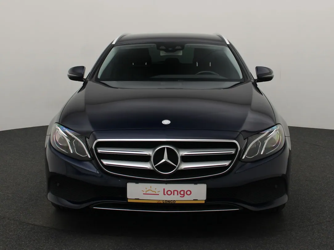 MERCEDES BENZ E220 Avantgarde