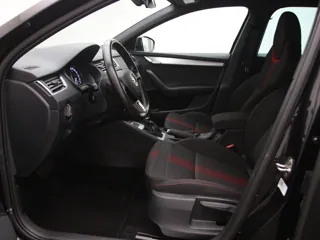 SKODA OCTAVIA Sport Business