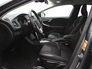VOLVO V40 Polar+