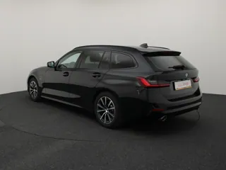 BMW 320 Advantage