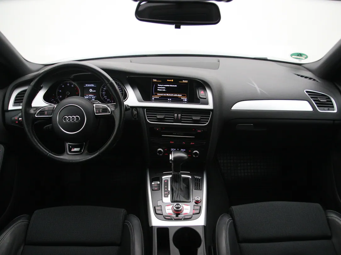 AUDI A4 S-Line