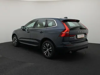 VOLVO XC60 Momentum Pro