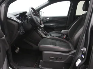 FORD KUGA ST-Line
