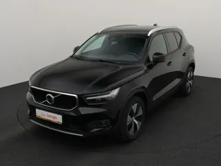VOLVO XC40 Momentum Pro
