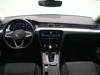 VOLKSWAGEN PASSAT B8 Business