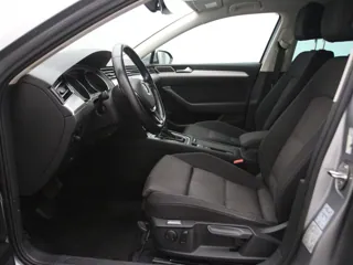 VOLKSWAGEN PASSAT B8 Comfortline
