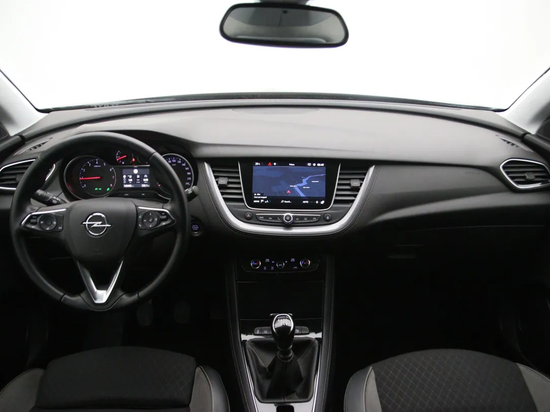 OPEL GRANDLAND X Business Executive