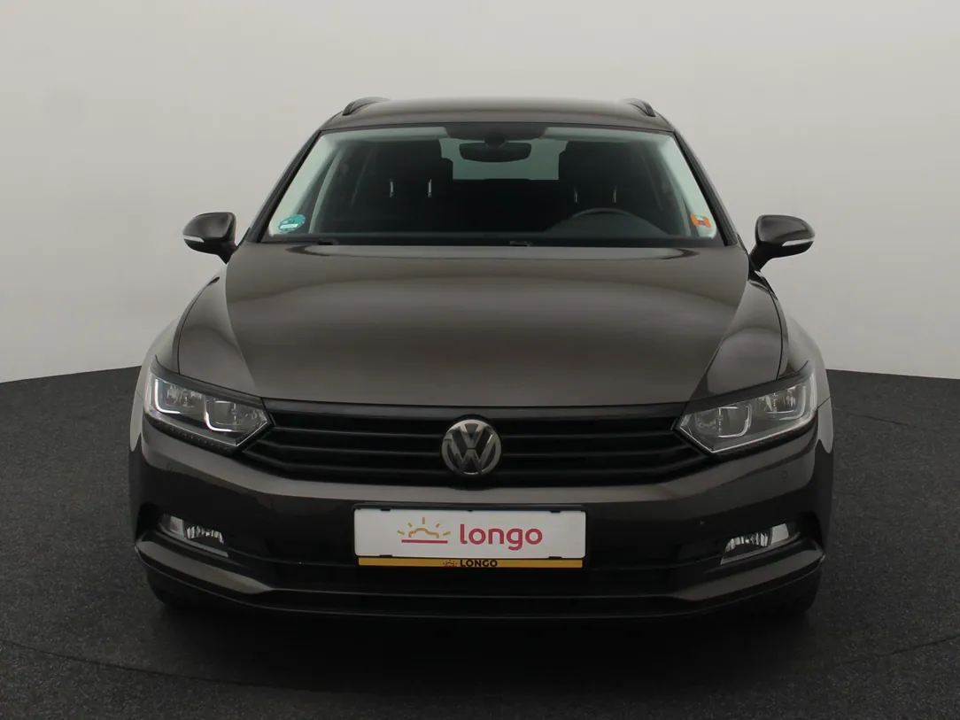 VOLKSWAGEN PASSAT B8 Comfortline Business