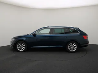 SKODA SUPERB Style
