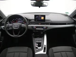 AUDI A4 Pro Line
