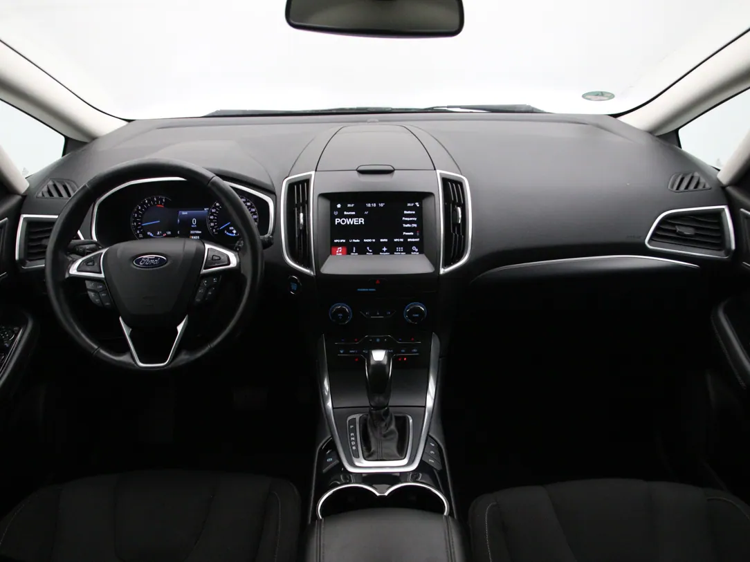 FORD S-MAX Titanium