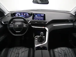 PEUGEOT 3008 Allure