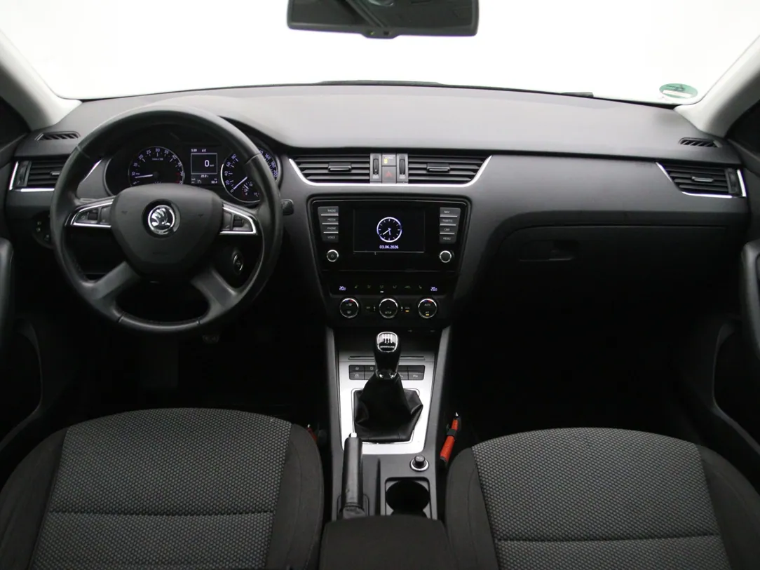 SKODA OCTAVIA Businessline