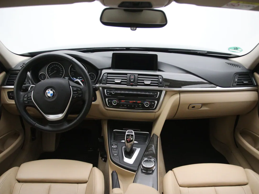 BMW 320 High Executive