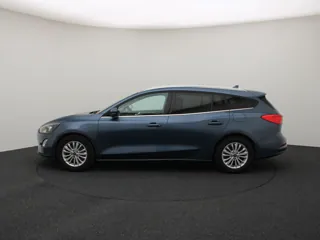 FORD FOCUS TITANIUM