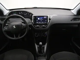 PEUGEOT 208 Lion