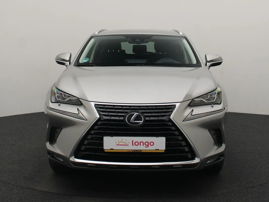 LEXUS NX300H Luxury Line