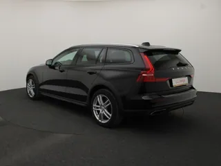 VOLVO V60 Cross Country Pro