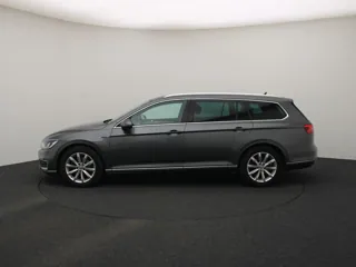 VOLKSWAGEN PASSAT B8 GTE Highline