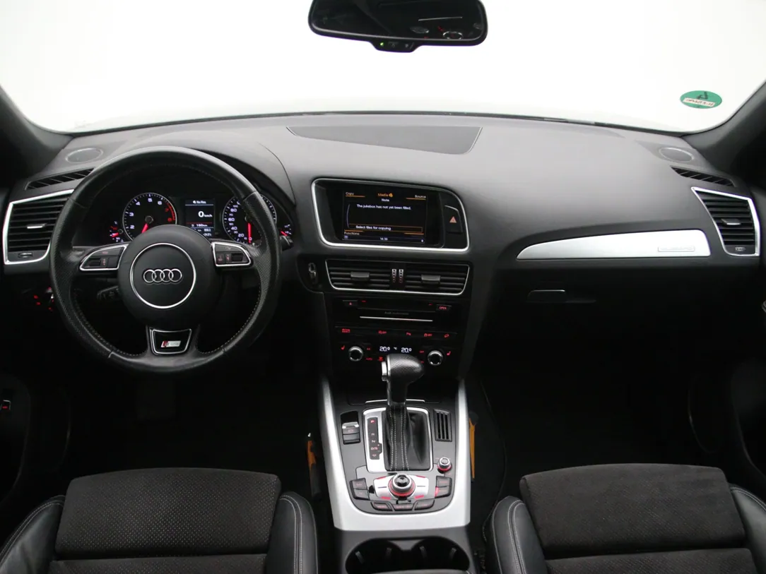AUDI Q5 S-Line