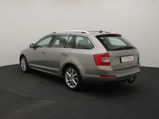 SKODA OCTAVIA Elegance Businessline