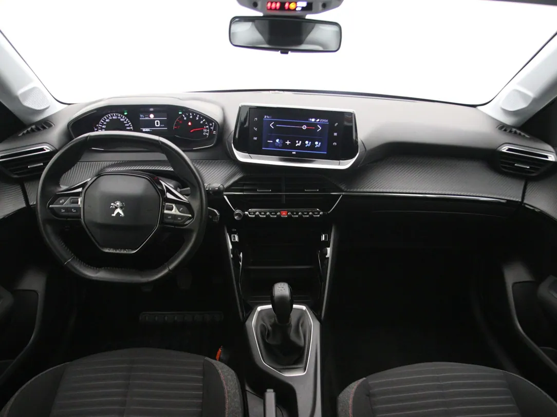 PEUGEOT 208 Active