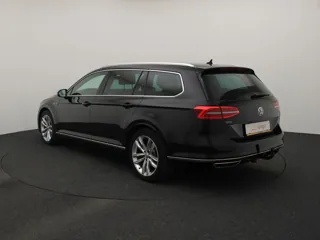 VOLKSWAGEN PASSAT B8 Highline
