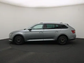 SKODA SUPERB Ambition Business