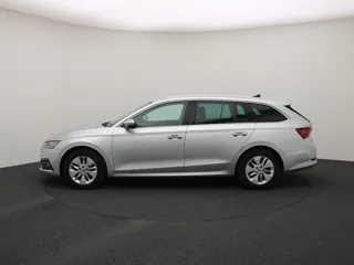 SKODA OCTAVIA Ambition