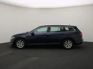 VOLKSWAGEN PASSAT B8 Comfortline Business