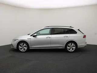VOLKSWAGEN GOLF 8 Style