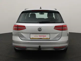 VOLKSWAGEN PASSAT B8 Comfortline Business