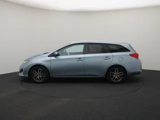 2014 TOYOTA AURIS